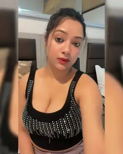 Call Girls Service Kamle