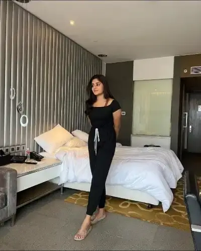 Kamle Call Girl Service