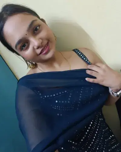 Kamle Escorts Service